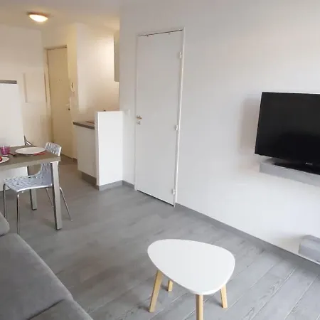 Cosy Proche Carlone, Balcon